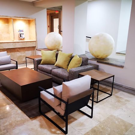 Holiday Inn Reynosa Zona Dorada Екстер'єр фото