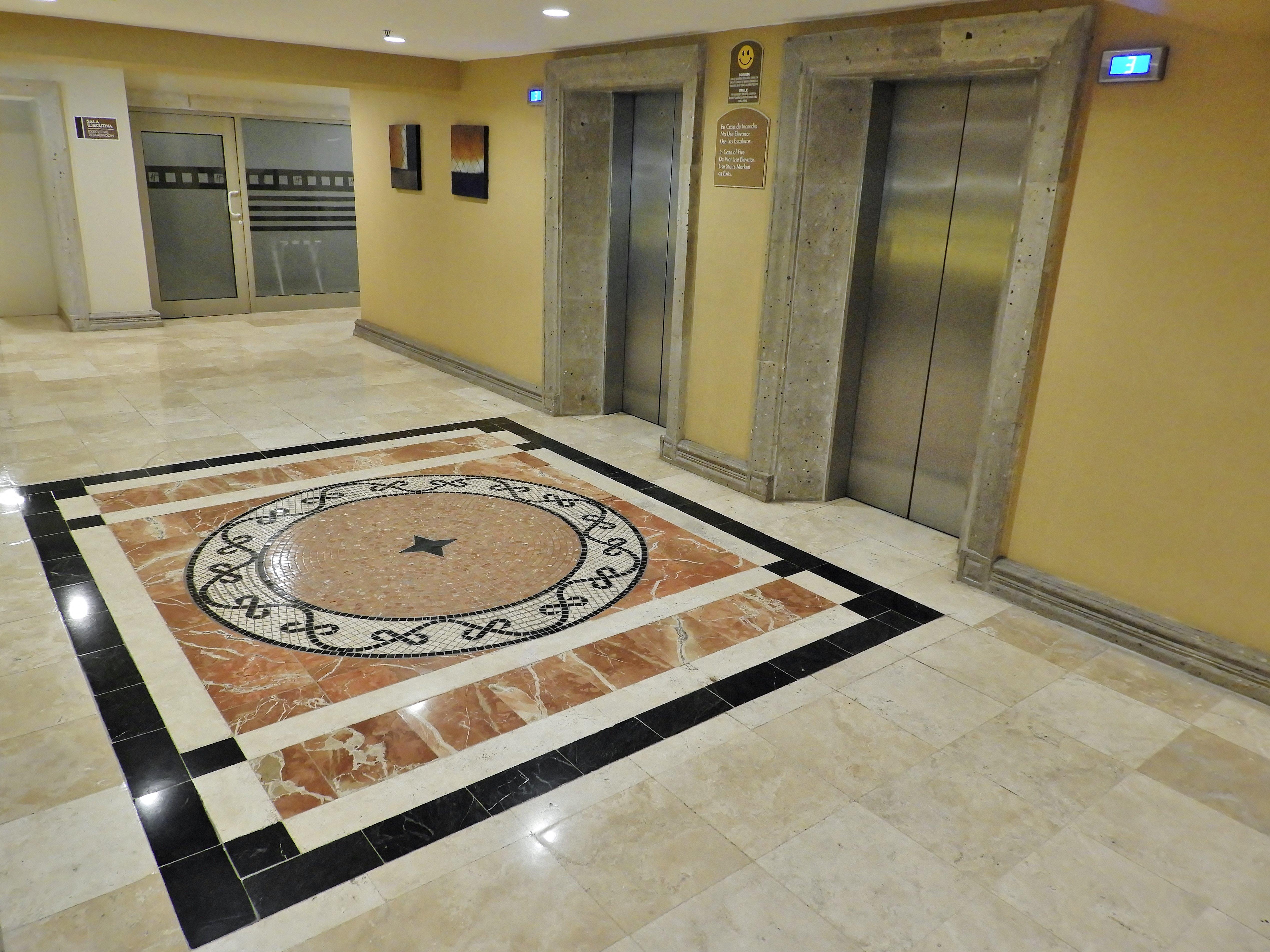 Holiday Inn Reynosa Zona Dorada Екстер'єр фото