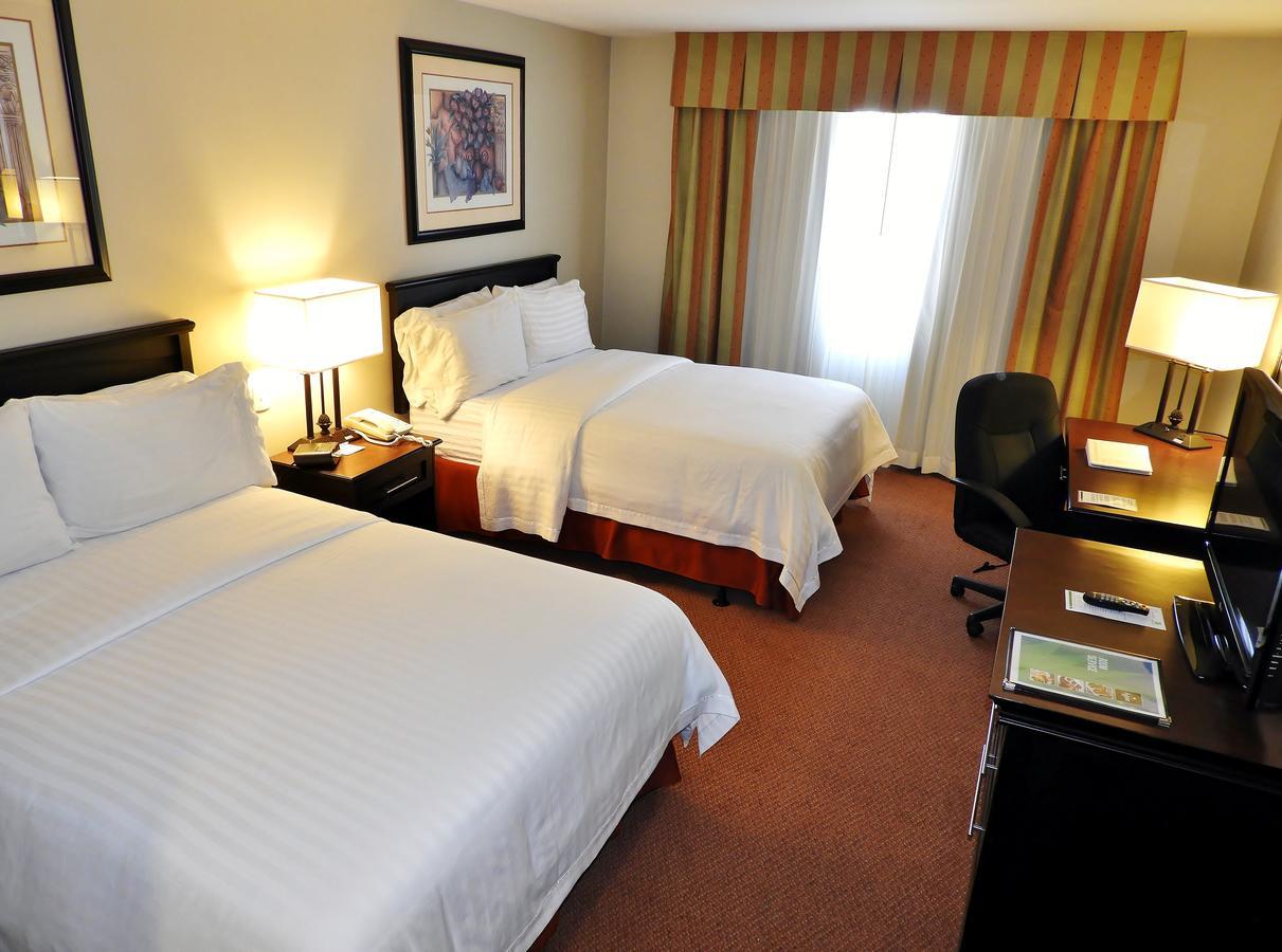 Holiday Inn Reynosa Zona Dorada Екстер'єр фото