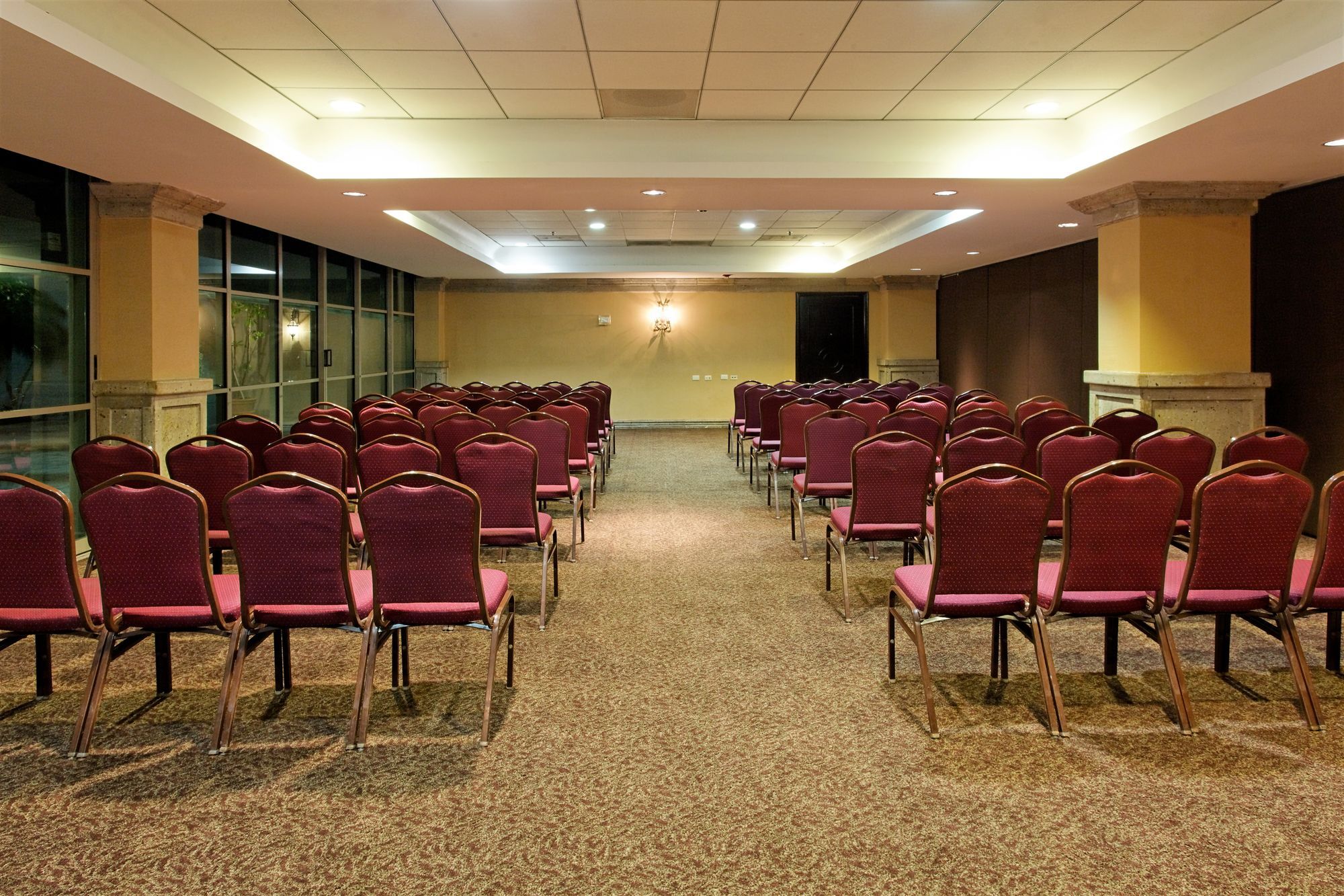 Holiday Inn Reynosa Zona Dorada Екстер'єр фото